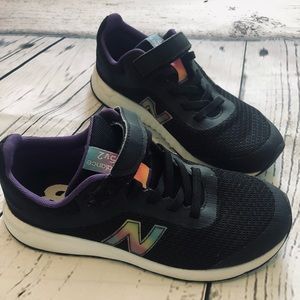Girls New Balance 455v2 Velcro shoes